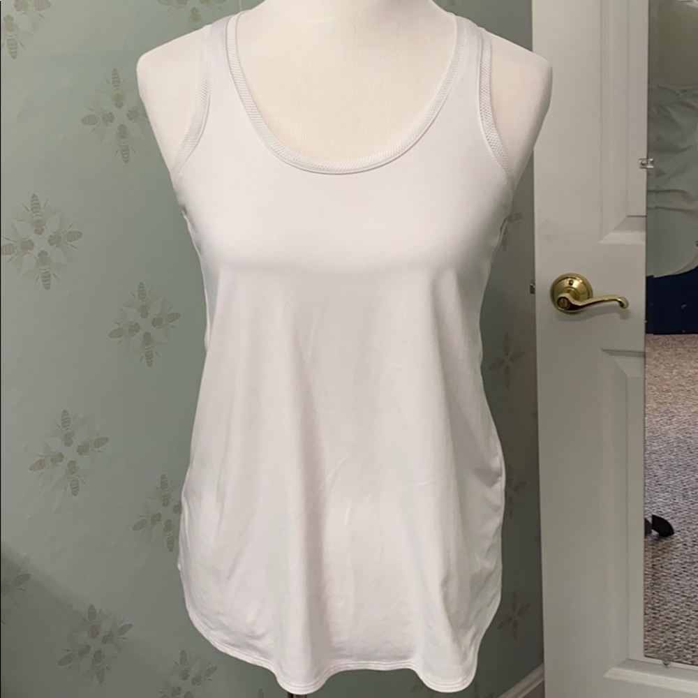 Fabletics, cute white athletic tank with mesh lining. Small